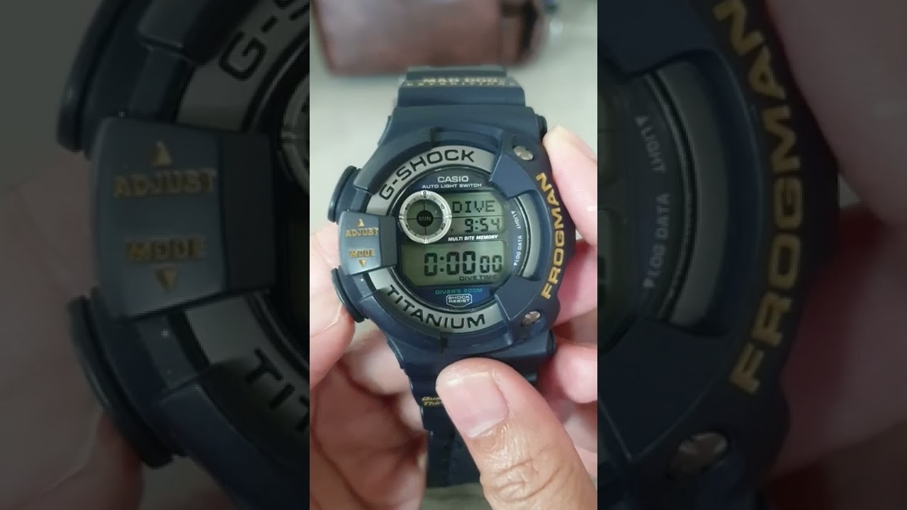 G-Shock DW-9902GWC-8JR W.C.C.S year 2000 Frogman (unboxing) - YouTube