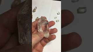 Topaz and quartz identification