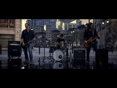 Dogstar - Everything Turns Around (Official Video)