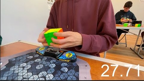 28.29 4x4 single (PR) and 5.60 clock single (1000th official WCA solve)