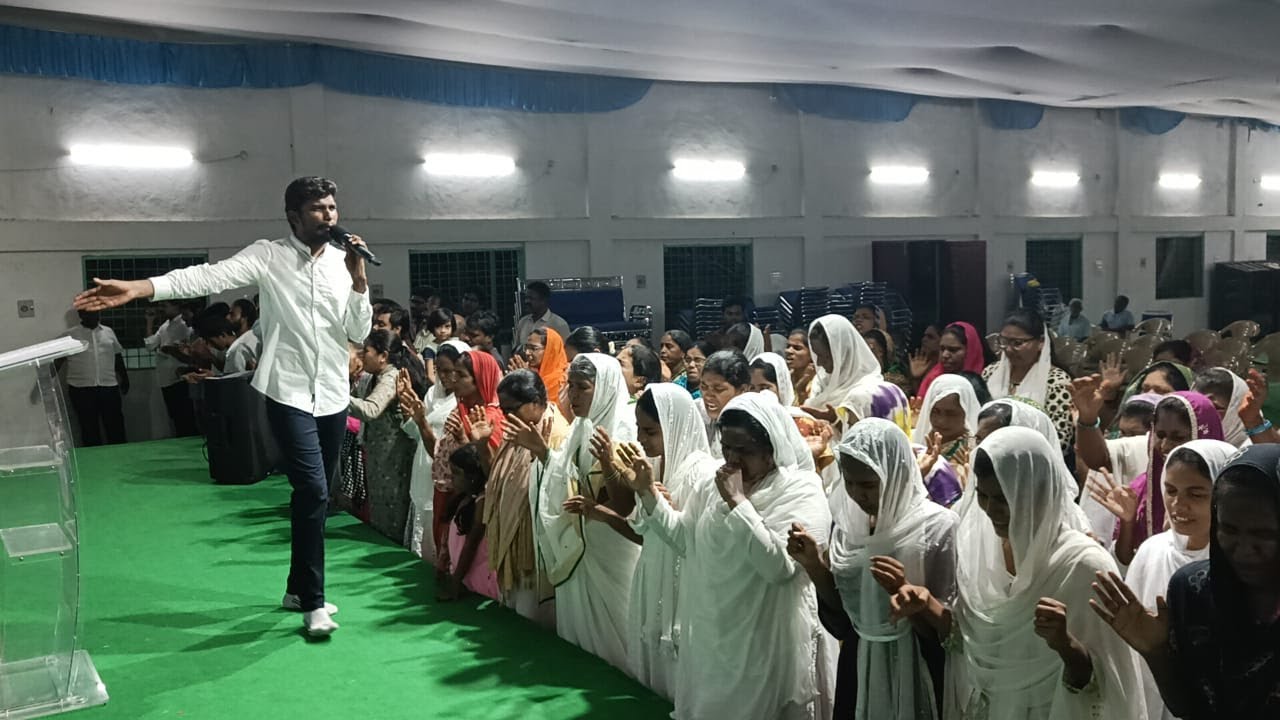 నీ దర్శనాన్ని మర్చిపోయి ప్రక్కకి తొలగిపోయావుllBrother BINNUllMahima prathykshatha ministryll