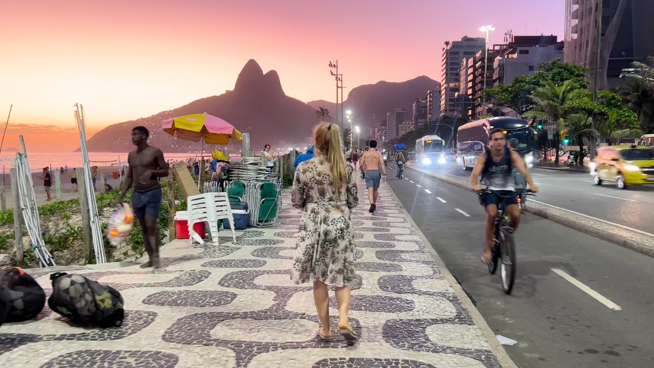 WALKING ALONG IPANEMA BEACHFRONT AT SUNSET | RIO DE JANEIRO, BRAZIL 【4K】NOVEMBER 2024