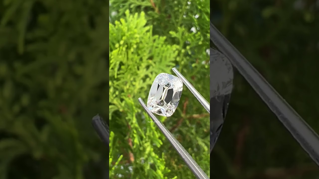 LG19860 - AJ LO0010 - Old Mine Cushion Cut Lab Grown Diamond