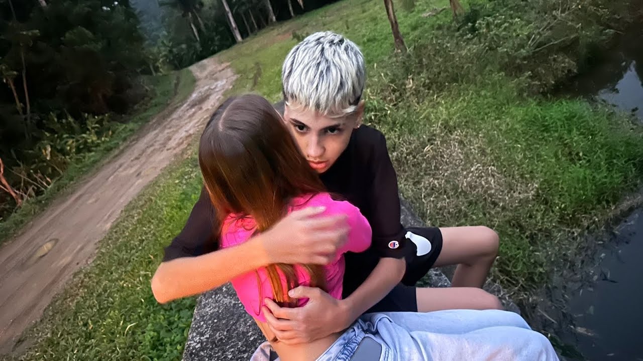 A DUDINHA PEDIU MINHA AJUDA…