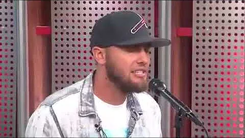 Shawn Cooley Performs in WDEF Studios