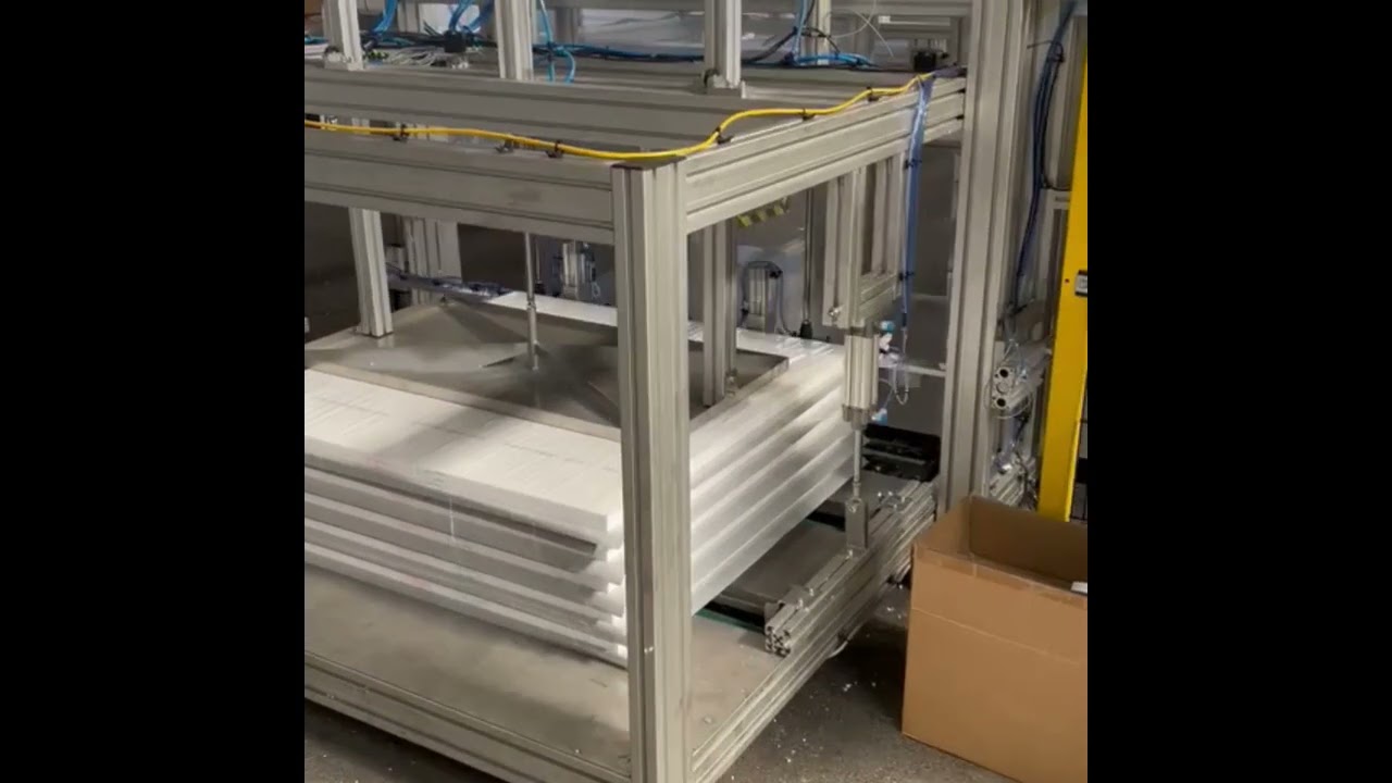 Packing unit for EPS Elements for roller production