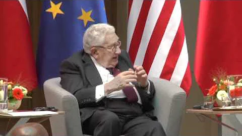 Sikorski-Kissing...  debate on Europe
