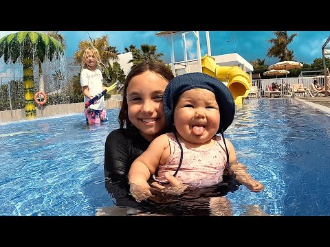 Video: Bästa semestern för familjer med spädbarn och småbarn