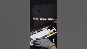 Capture a screenshot and save in Screenshots folder #asmr #computer #trick #windows #shorts