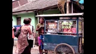 Nunung Alvi-Tuku Sepur