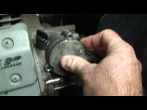 changing-motor-oil-in-2003-honda-rancher-es.-started-using-amsoil-full-synthic