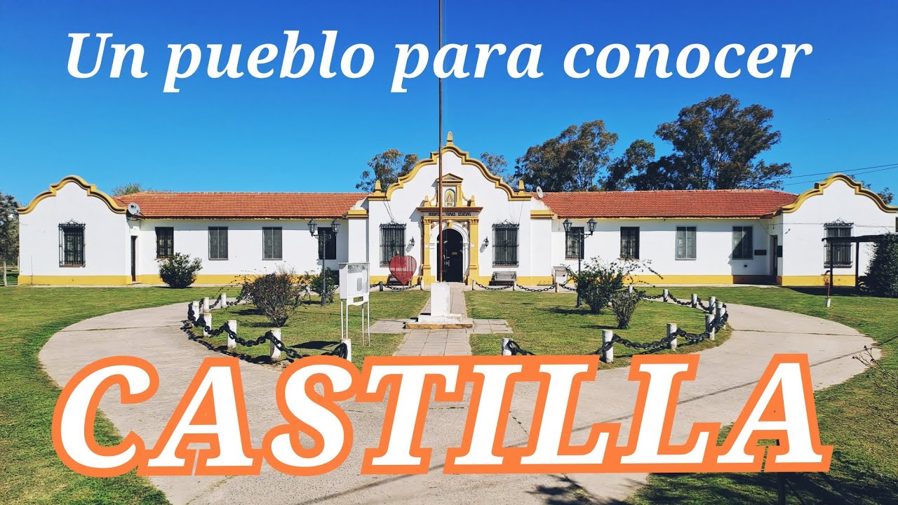 CASTILLA.  Un pueblo turístico con gastronomía y alojamiento que crece rápidamente.