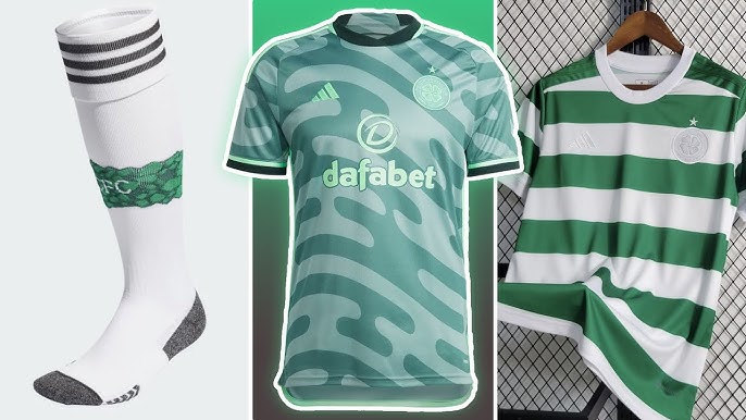 Celtic Football Club on X: 💚🖤 𝘾𝘾𝙑 in the new Away Kit