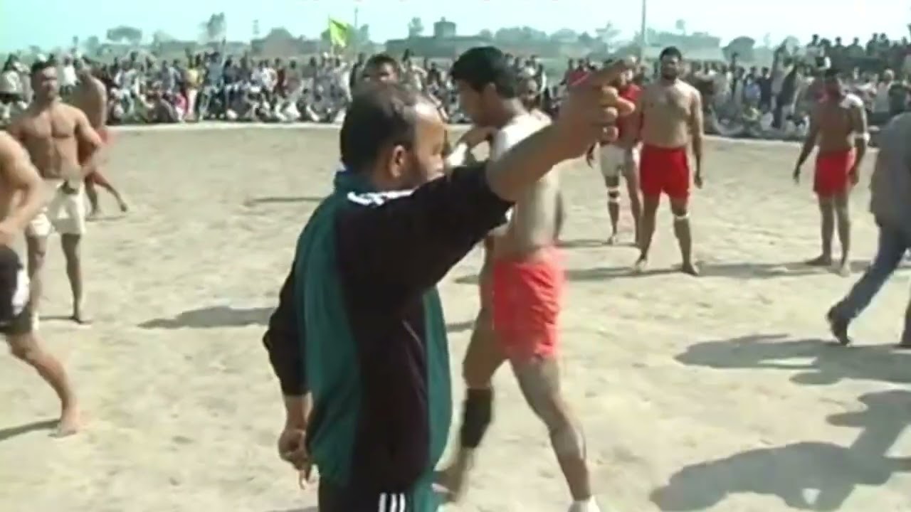 Balwinder dhaliwal(babli rama) kabaddi match 2011
