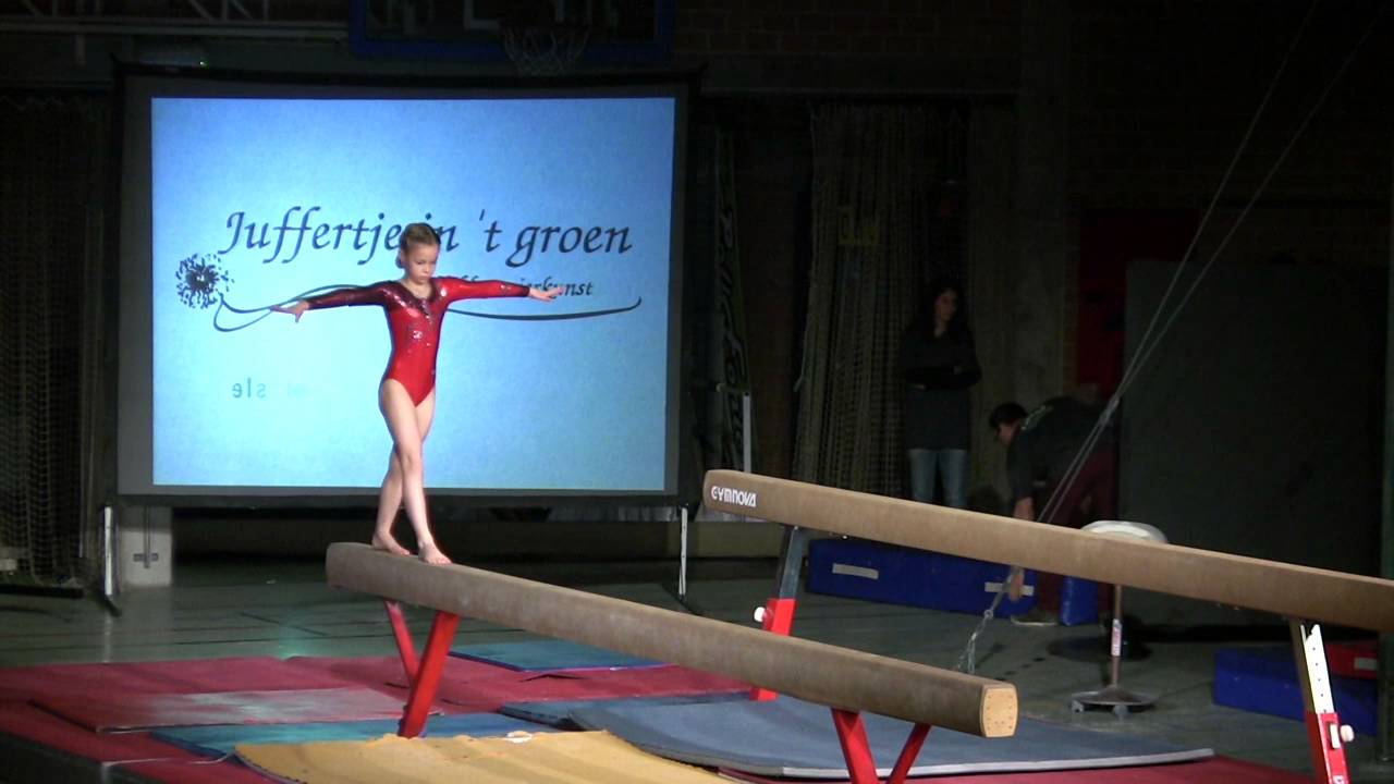 Turnshow 2015, Deel 1 - 06: Keurturnen