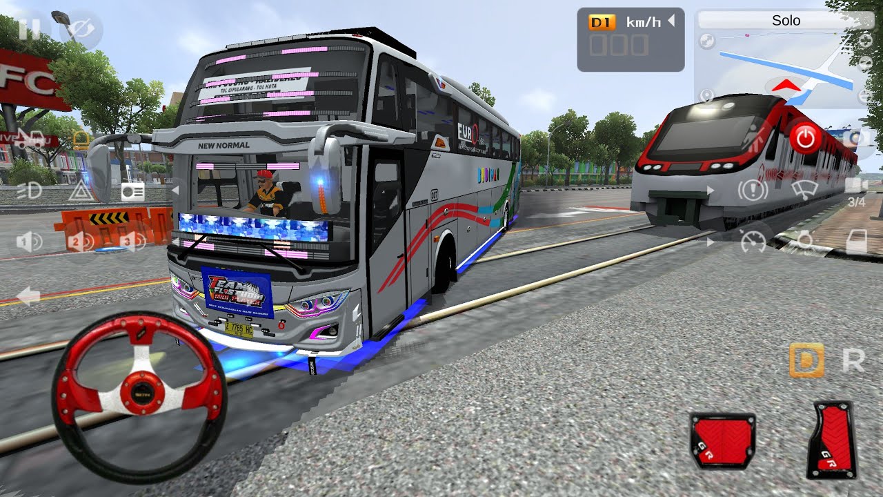 ЧРЕЗВЫЧАЙНАЯ СИТУАЦИЯ! Автобус компании Budiman остановился на железнодорожных путях, поезд прибл...