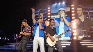 Download Lagu Jonas Brothers - "LOVEBUG" - Remember This Tour - Chicago ♡ Download Lagu Jonas Brothers - "LOVEBUG" - Remember This Tour - Chicago ♡