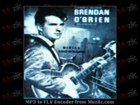在 YouTube 上觀看「Brendan O'Brien and The Dixies Showband - Little Arrows」