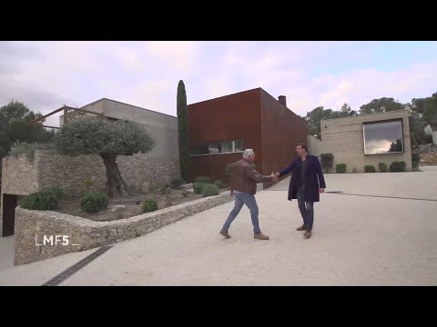 Vidéo: Architecture originale intégrée dans un cadre rural parfait aux Pays-Bas