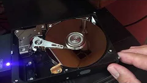 HDD CLICK OF DEATH - what it sounds and looks like!