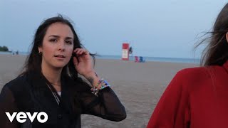 Miniatura del video "The Beaches - Late Show"