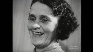 The WAACs etc (1942)