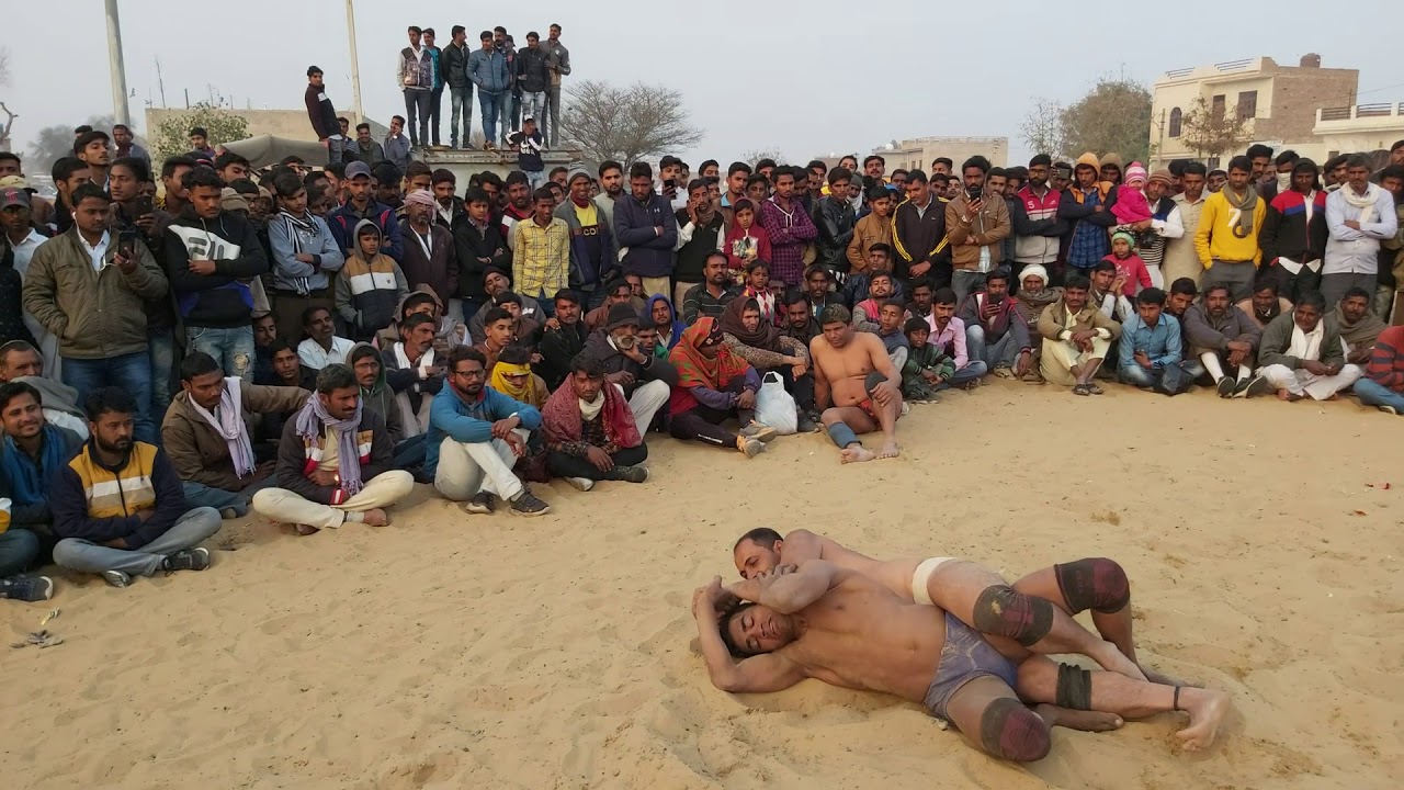 Kusti कुश्ती प्रतियोगिता आयोजित किया - YouTube