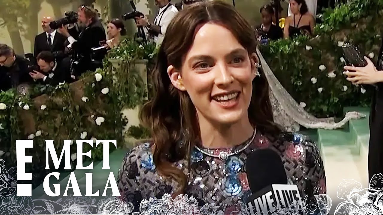 Riley Keough Stuns in Chanel at Met Gala 2024