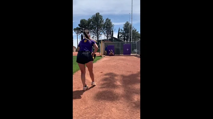 Carmen Angulo Bullpen
