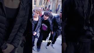 N3on’s INTENSE Reaction When a Fan STRIPS for Black Pants Trade