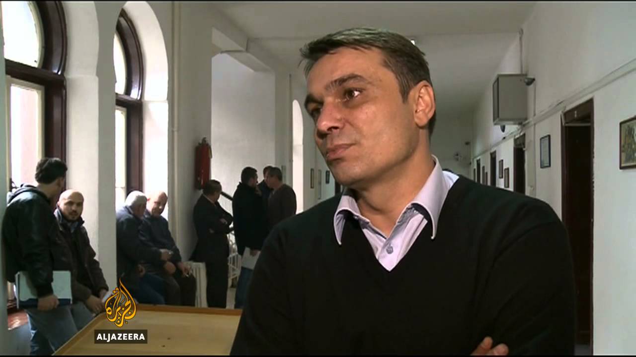 سريبرينيتسا تصل إلى السلطة دون معارضة - قناة الجزيرة البلقان