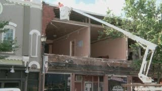 Entire brick facade falls from building in downtown Maryville after partial collapse