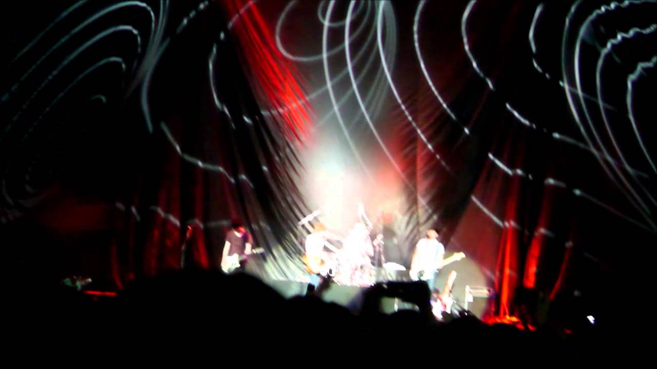 5 Seconds of Summer - Over and Over