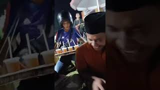 Penjual Es Kocak Jualan Kayak Mau Ngajak Ribut Wkwkwk Semangat Pejuang Rupiah penjuales kocak