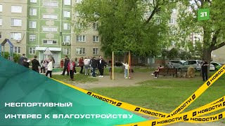 Челябинцы против хоккейного корта во дворе