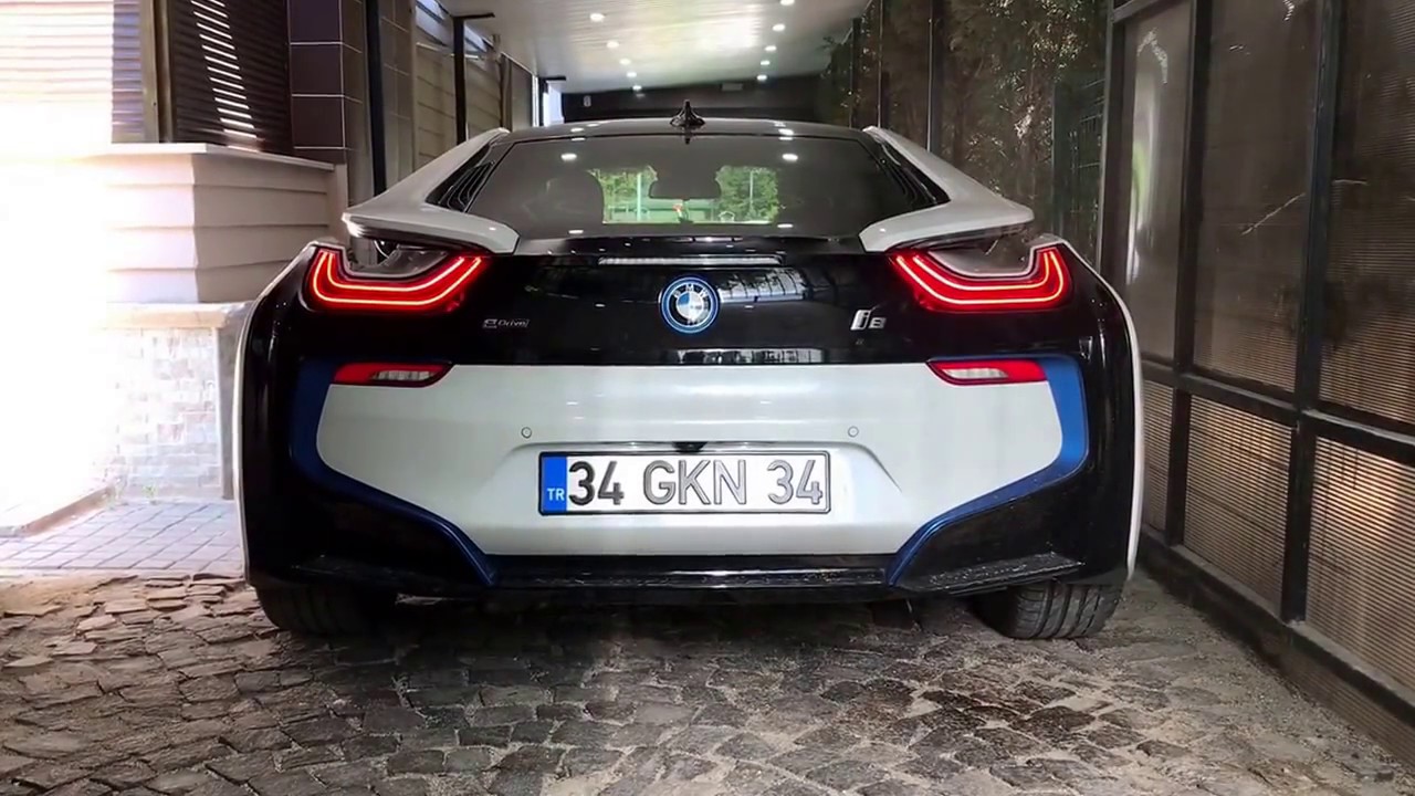 BMW i8 Start Up & Original Exhaust Sound