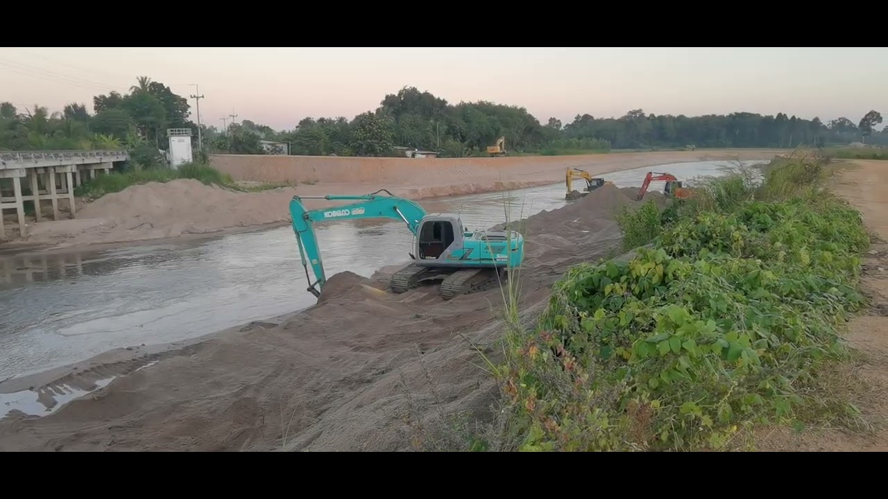 งานขุดลอกคลอง