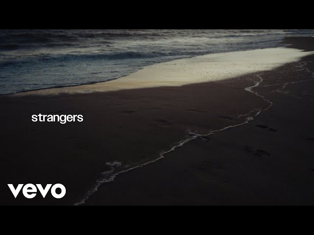 Camylio – Strangers Lyrics