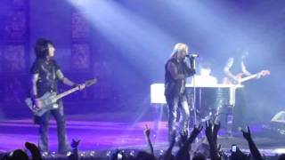 Motley Crue -  Home Sweet Home  / Live in Concert  / San Antonio, Texas 6-9-11 2011 at&t center