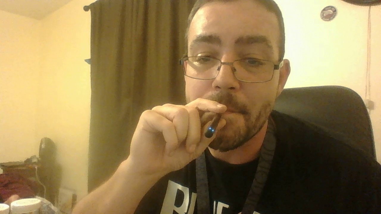 Nevada opens recreational marijuana market, 1st purchase unboxing