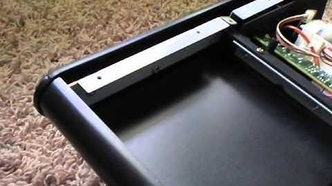 Korg M50 Synthesizer internal circuits and repair of case damage