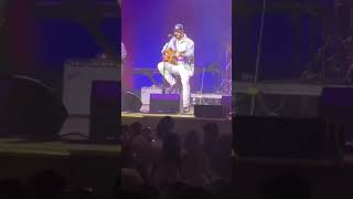 Sam Hunt performs new song at Ryman