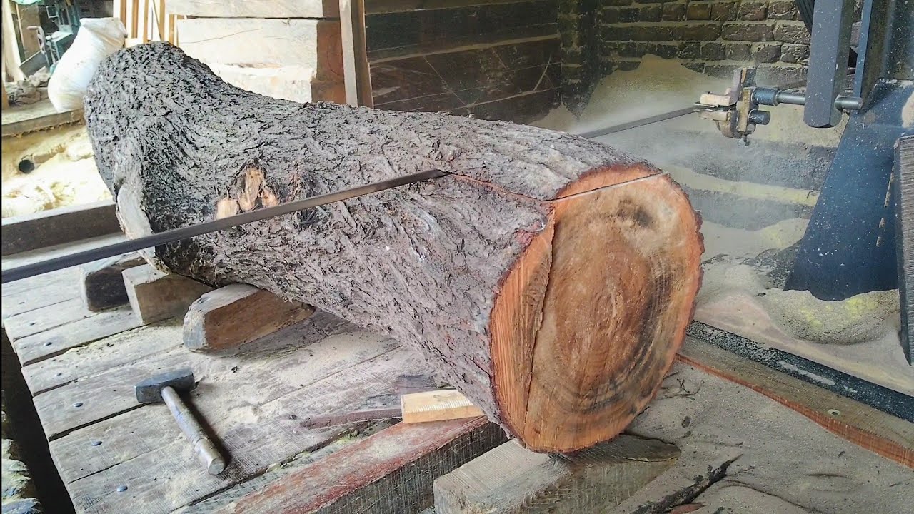 HUG Log Cutting By Sawmill Machine | Wood Cutting Work - YouTube