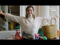 Emma Watson dévoile tout ce que contient son sac | In The Bag | Vogue Paris