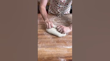 Shaping Sourdough Using the Clasp Method 🍞