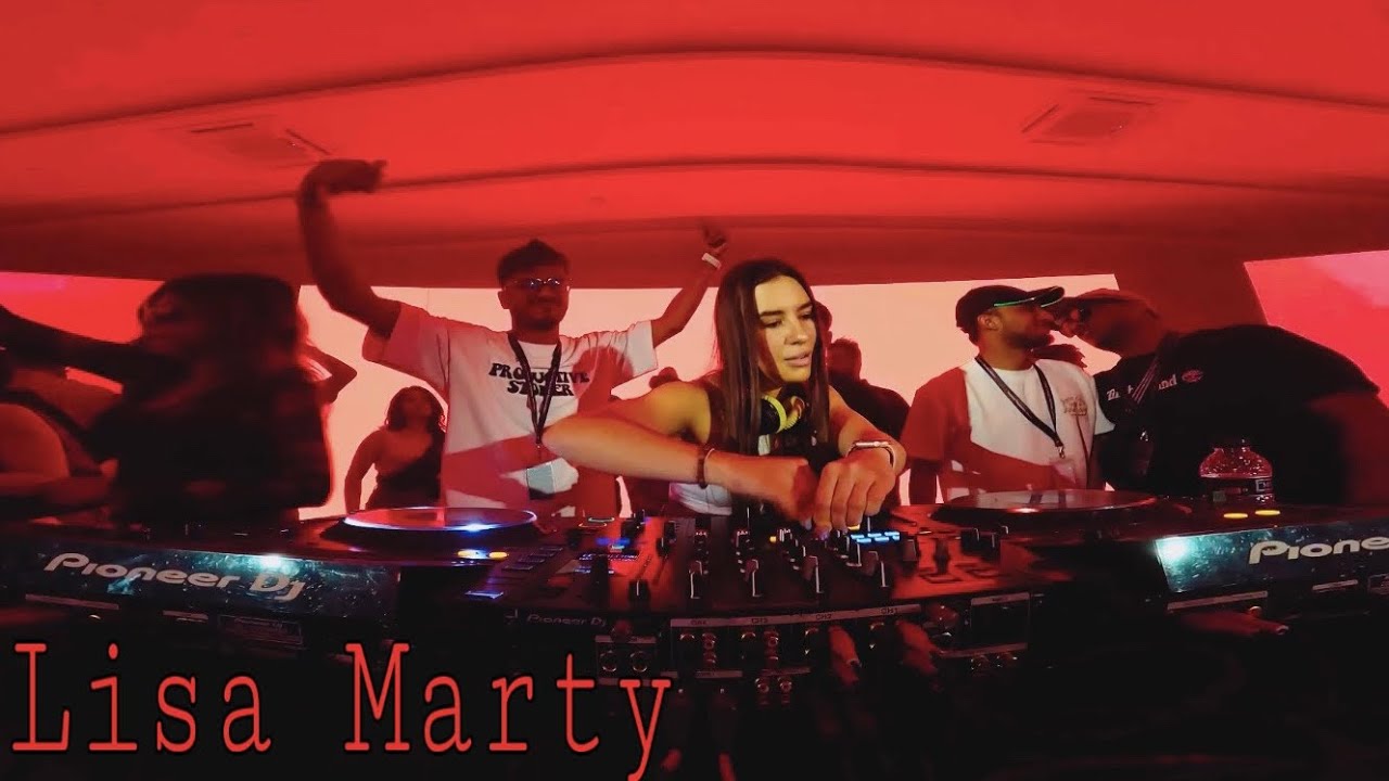 Lisa Marty| “Cypher” Festival DJ Set @ Bangladesh.  Indie Dance