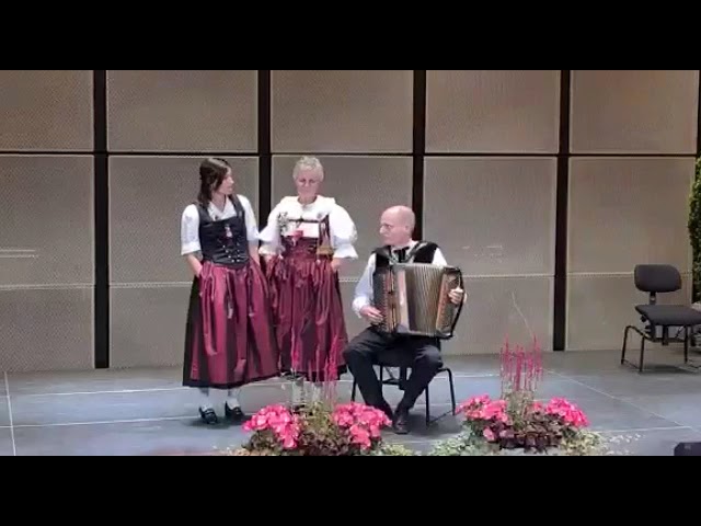 JODELDUETT ANNA UND STEPHAN HA - MIR GHÖRE ZÄME