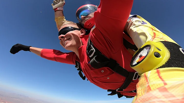 KASEY PRINCE - Tandem Skydive in Las Vegas at Skyd...