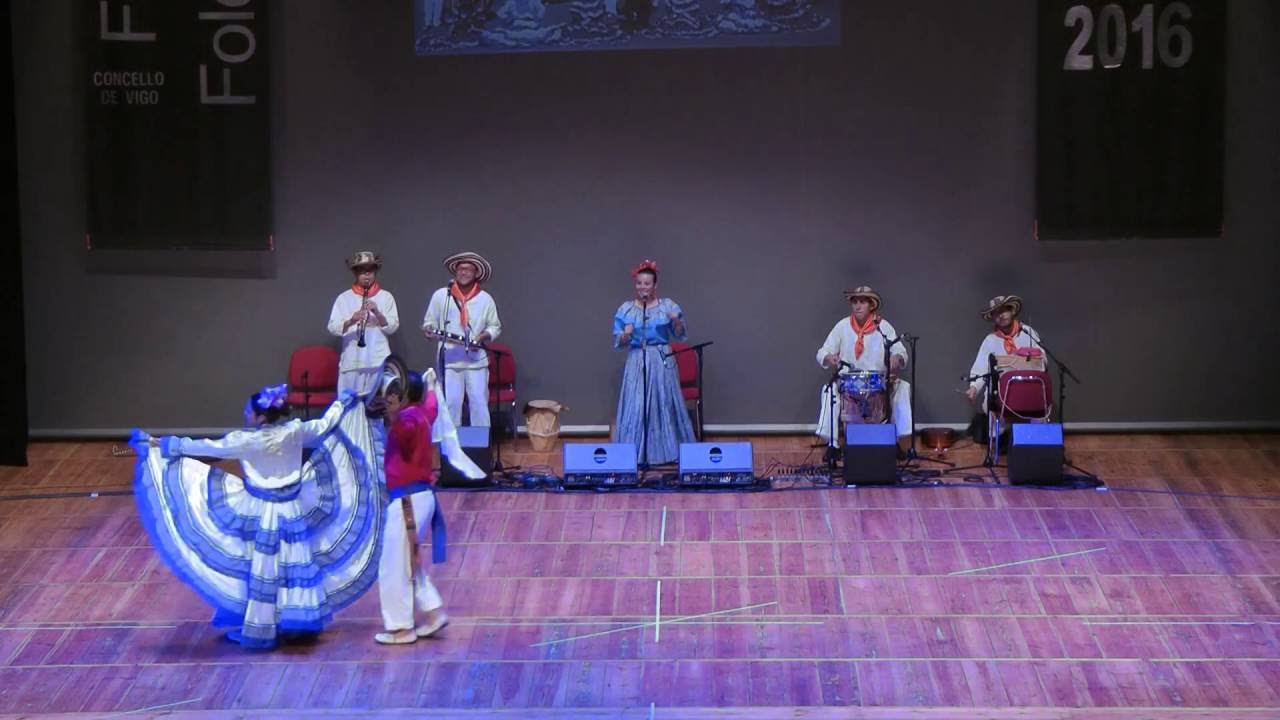 Colombian folk dance: Cumbia