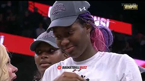 ESPN's Holly Rowe vs. Aliyah Boston 2022 NCAA Wome...